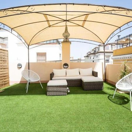 Apartamento ESSE Ático. Precioso ático con terraza en pleno centro Sevilla Exterior foto